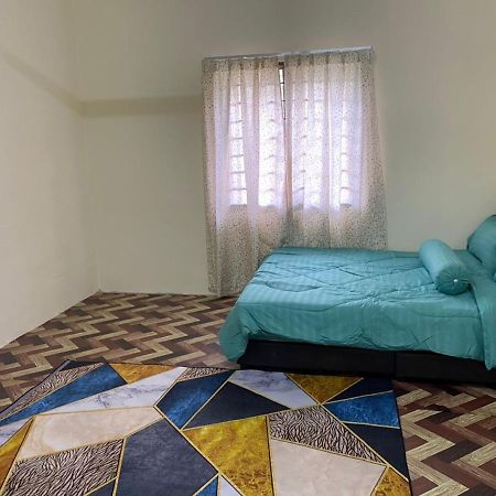 Homestay Sri Jasmine Kajang Exterior foto